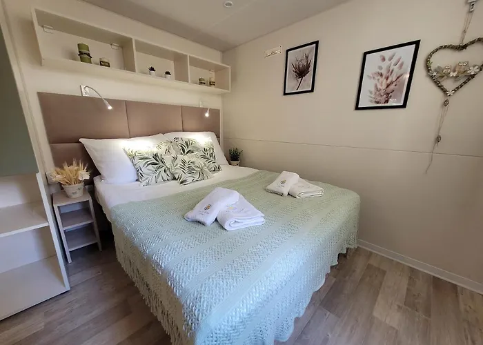 Prázdninový areál Mobile Homes Soline Biograd Na Moru