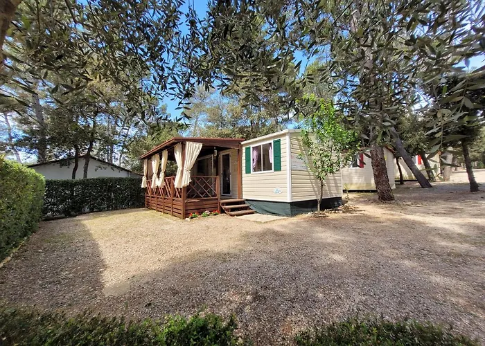 Mobile Homes Soline Vakantiepark 4*